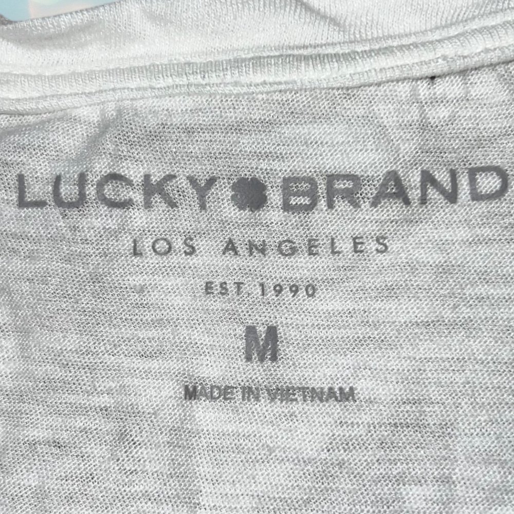 Lucky Brand Women’s Short Sleeve Pattern Tee Shirt Top Size M - Picture 3 of 4